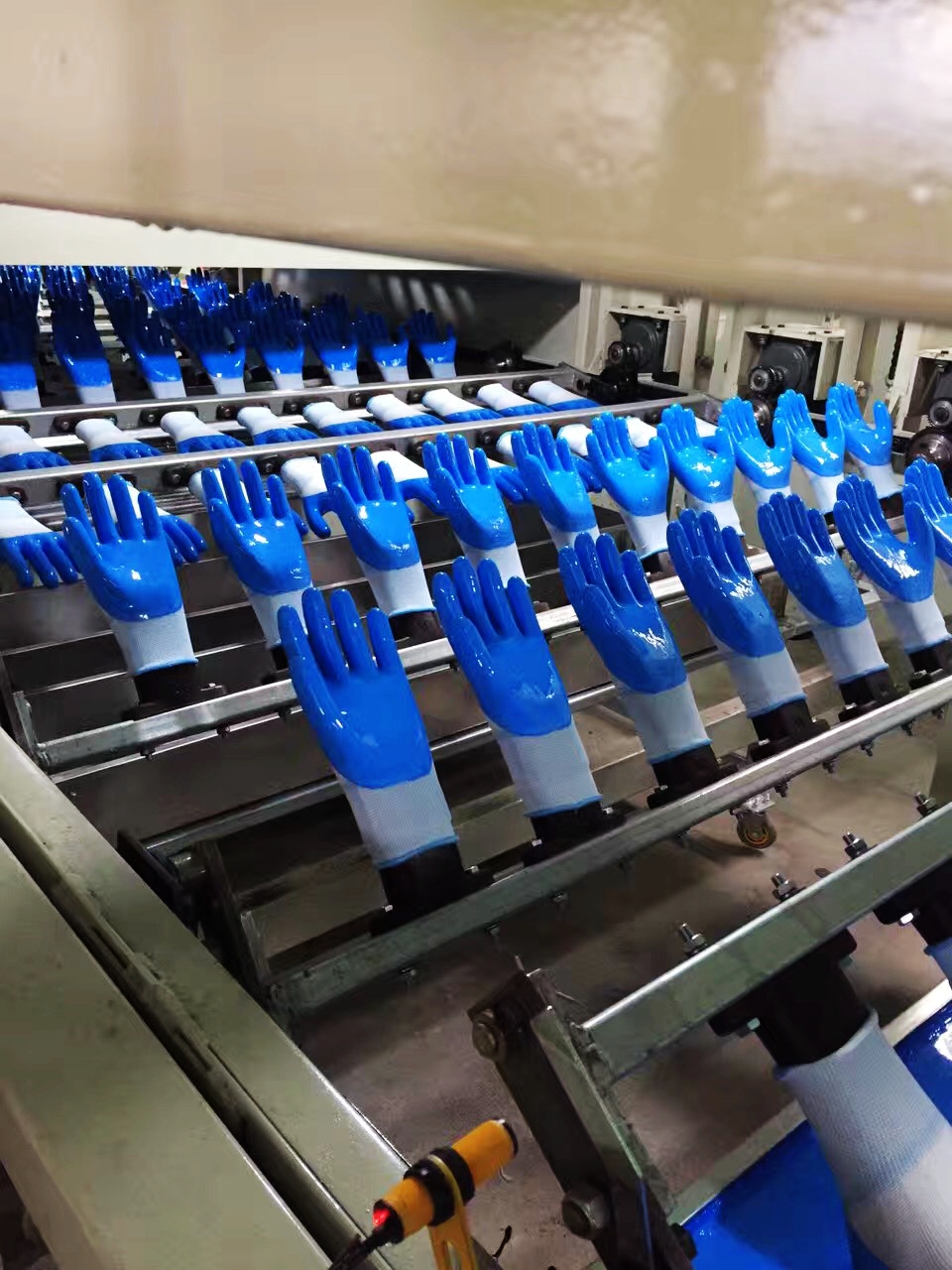 Safety Glove Dipping line 